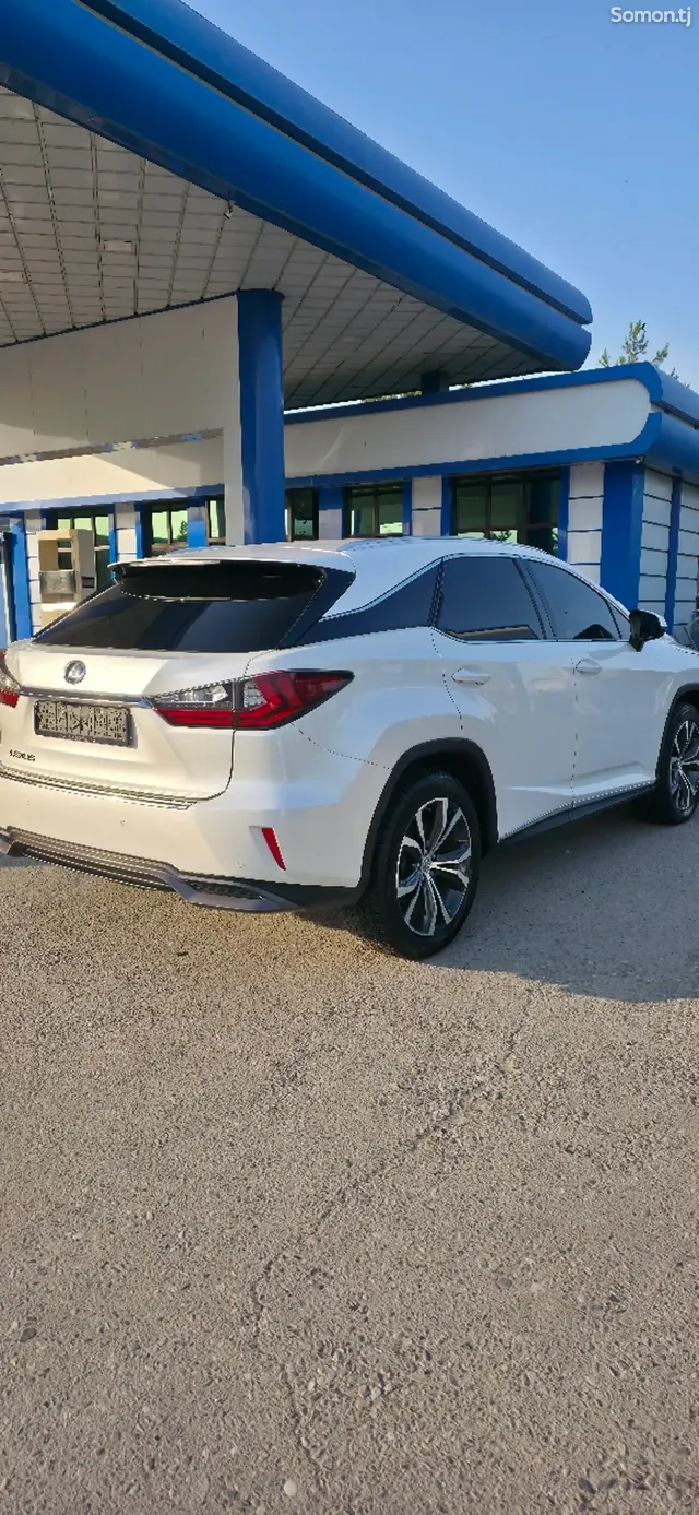 Lexus RX series 2017 · 3.5 AT