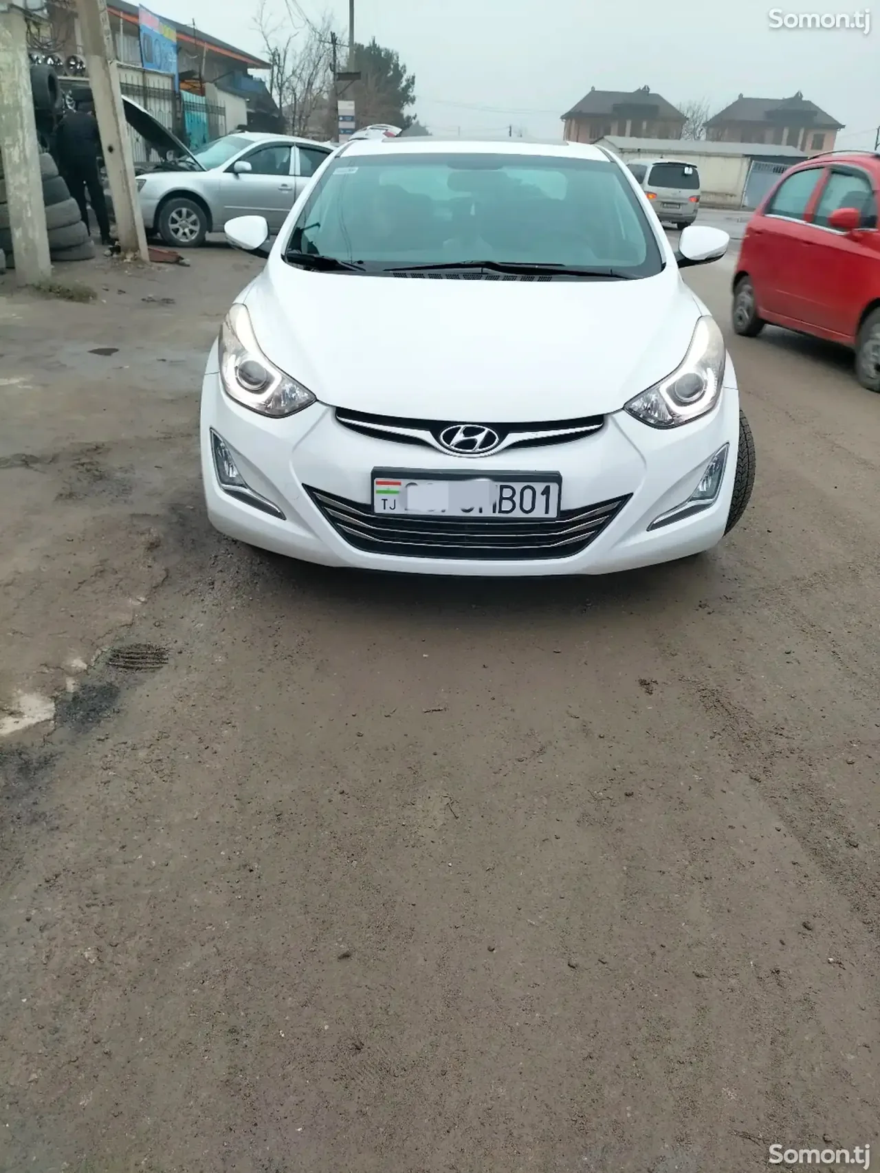 Hyundai Elantra 2016 · 1.8 AT