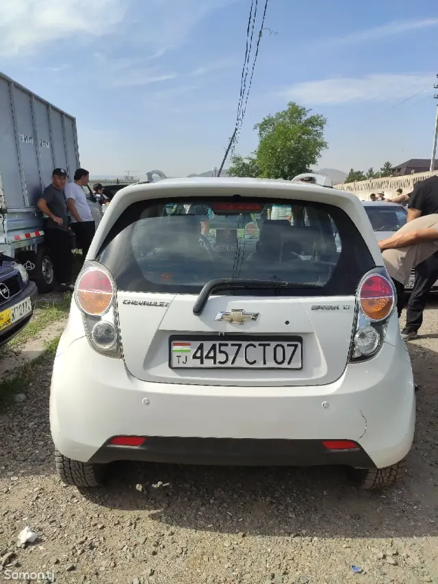 Chevrolet Spark 2011 · 1.3 MT