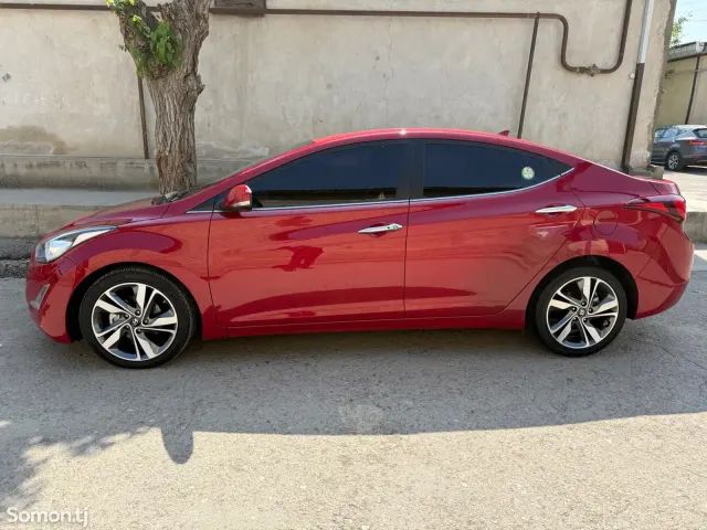 Hyundai Avante 2014 · 1.6 AT