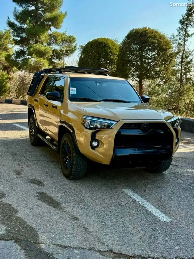 Toyota 4Runner 2022 · 4.0 AT