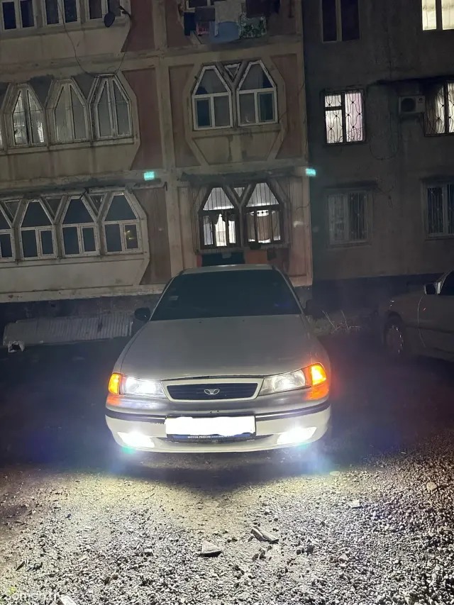 Daewoo Nexia 1996 · 1.6 MT