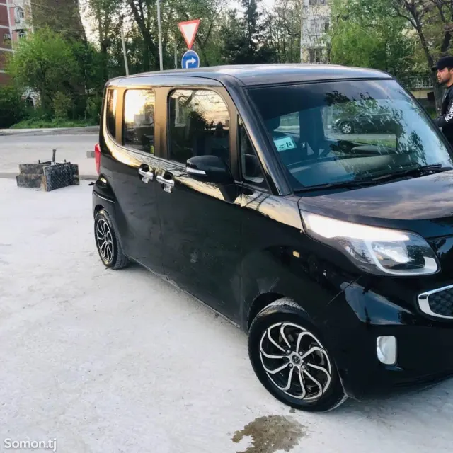 Kia Ray 2012 · 1.1 AT