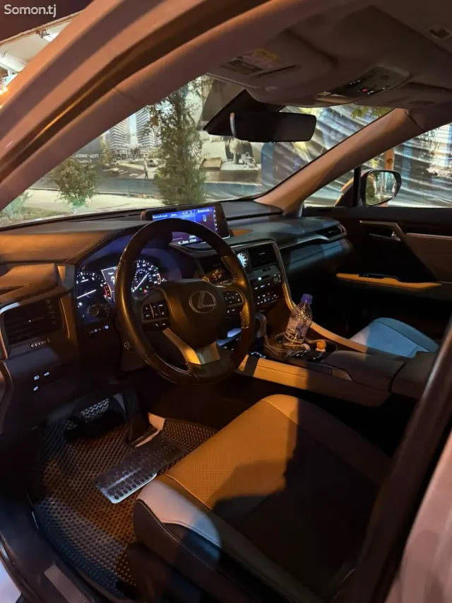 Lexus RX series 2019 · 3.5 AT