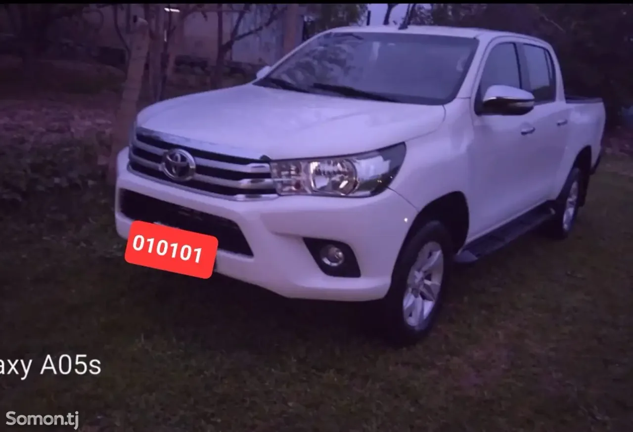 Toyota Hilux 2016 · 2.7 AT