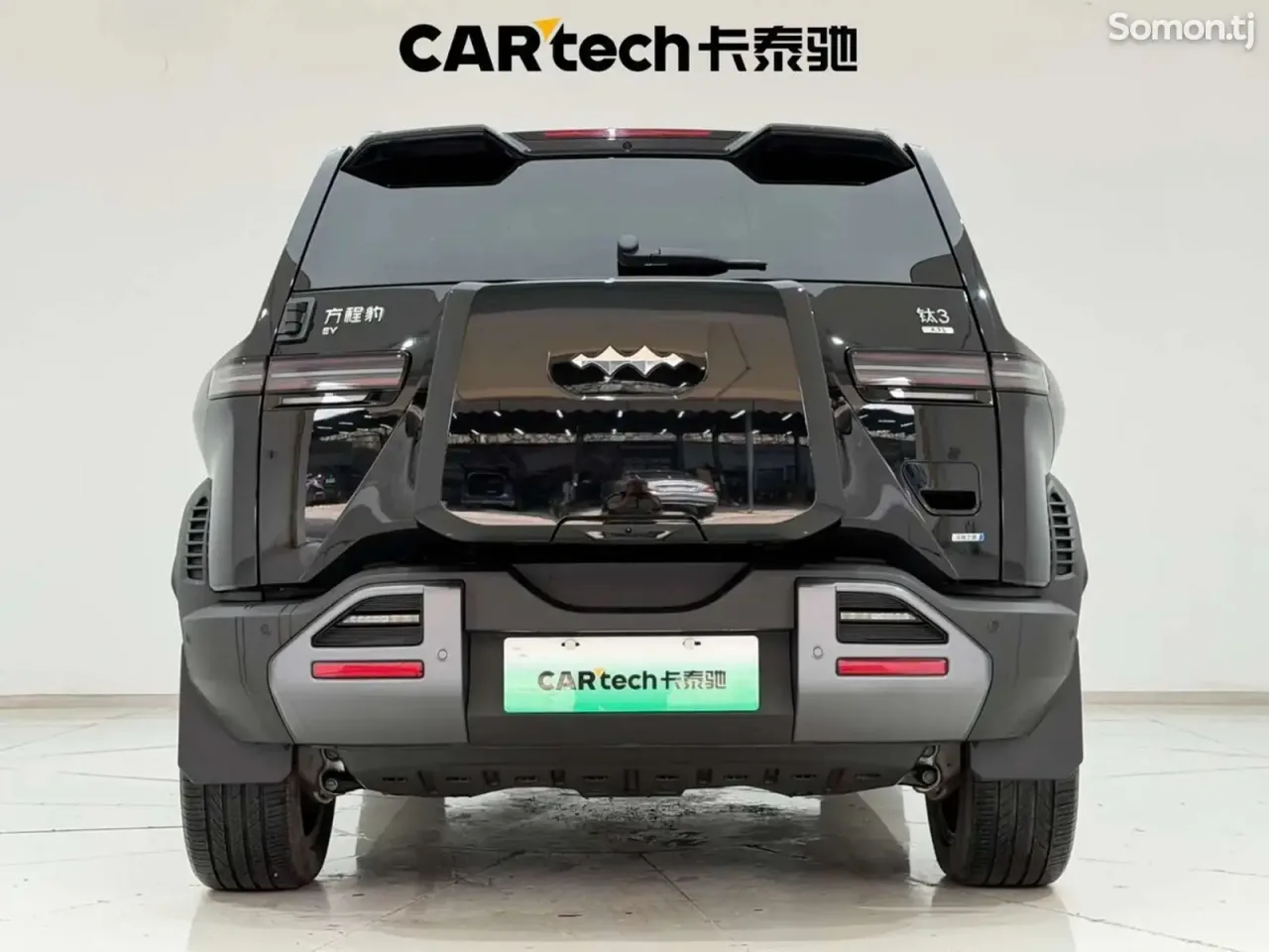 BYD Leopard 3 2025 · AT