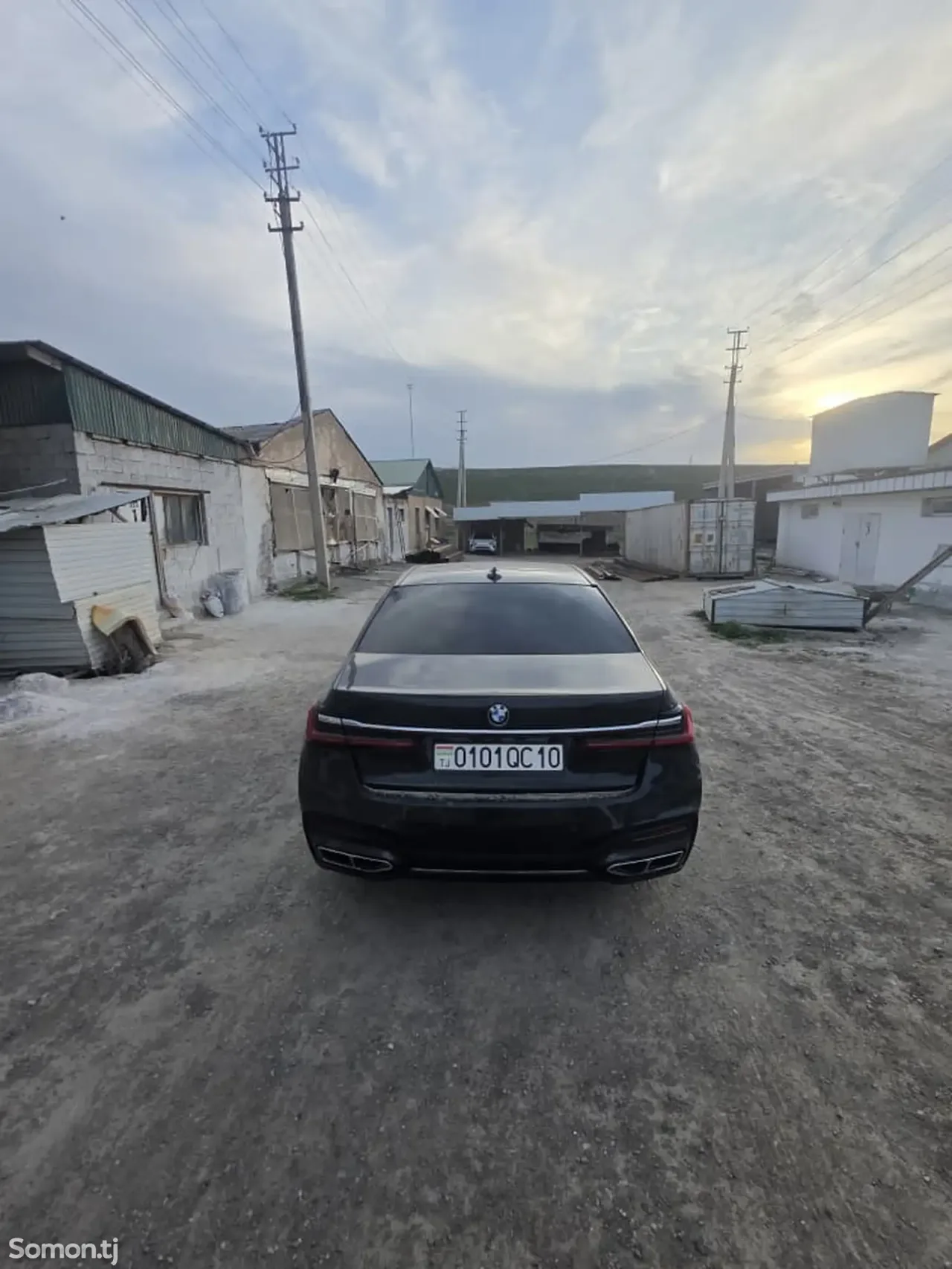 BMW 7 series 2017 · 3.0 AT