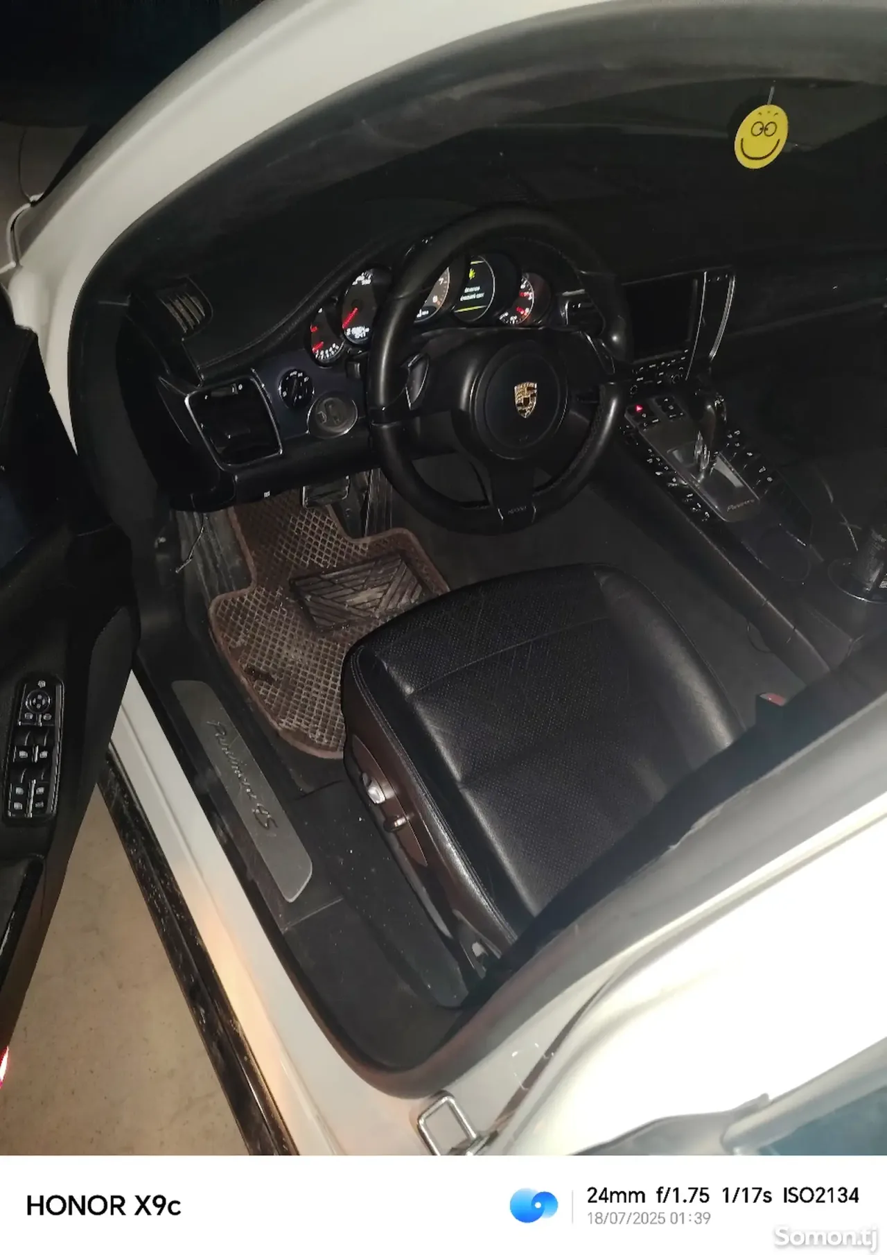 Porsche Panamera 2011 · 4.8 AT