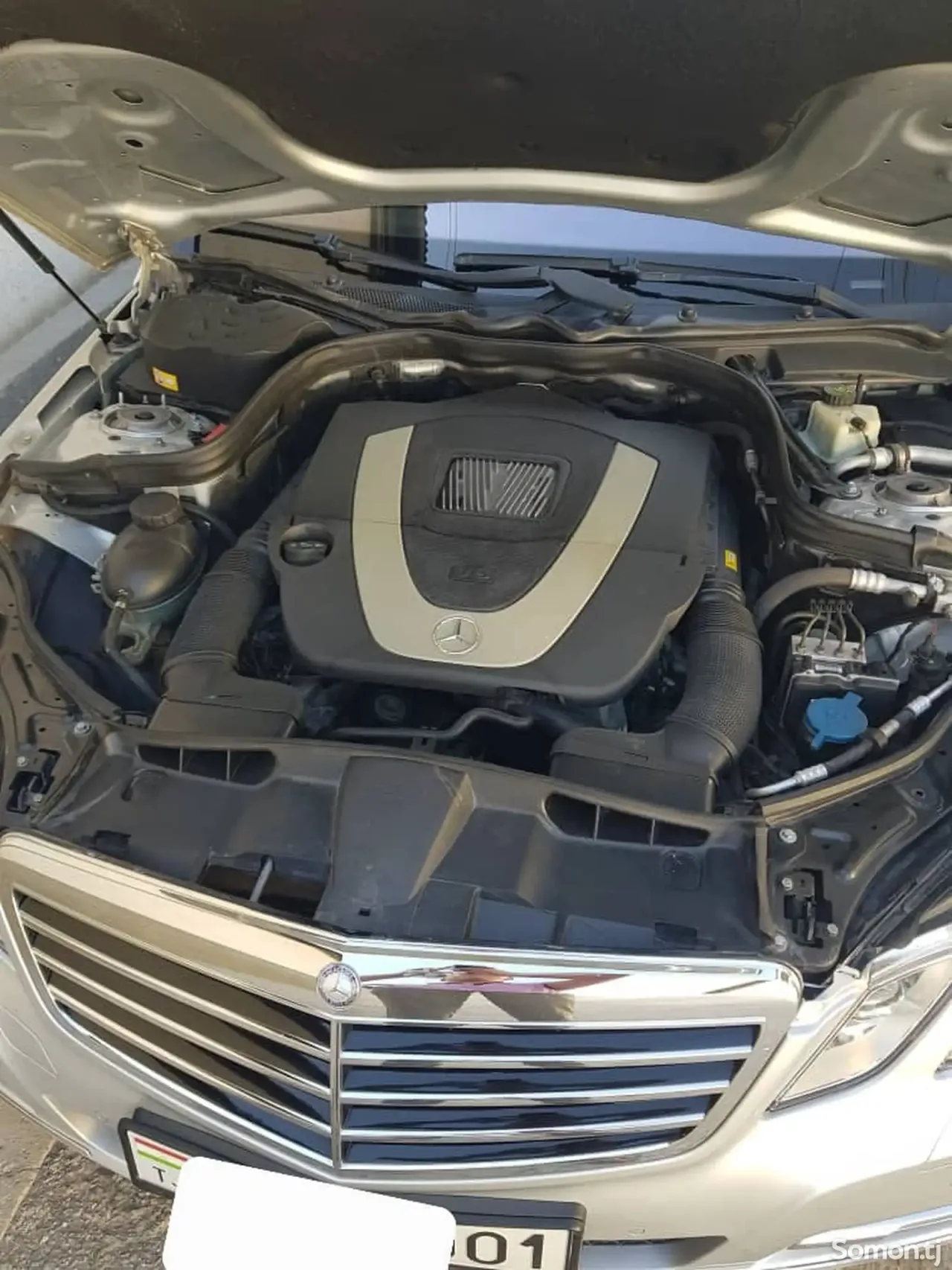Mercedes-Benz E class 2011 · 3.0 AT