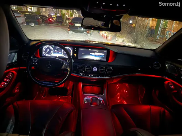 Mercedes-Benz S class 2015 · 3.0 AT