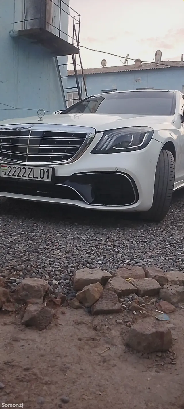Mercedes-Benz S class 2007 · 3.5 AT