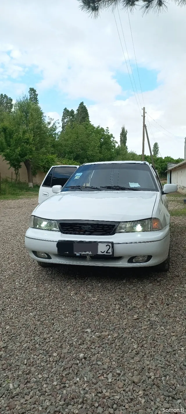 Daewoo Nexia 1994 · 1.5 MT