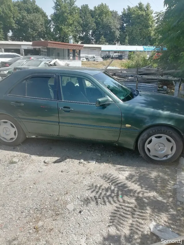 Mercedes-Benz A class 1994 · 2.0 MT