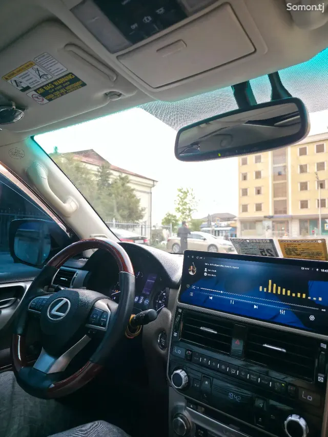 Lexus GX series 2016 · 4.6 AT