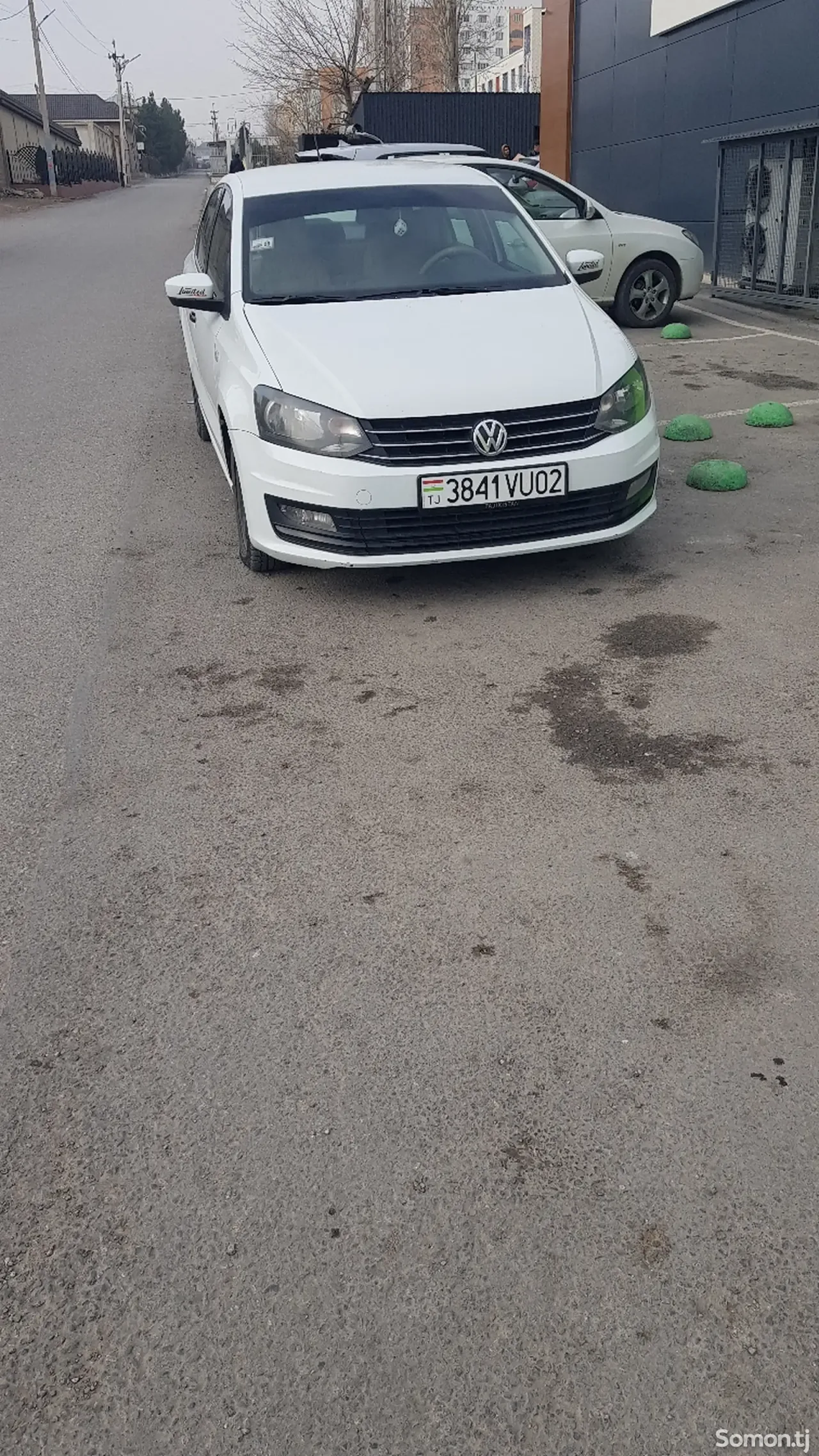 Volkswagen Polo 2019 · 1.6 MT