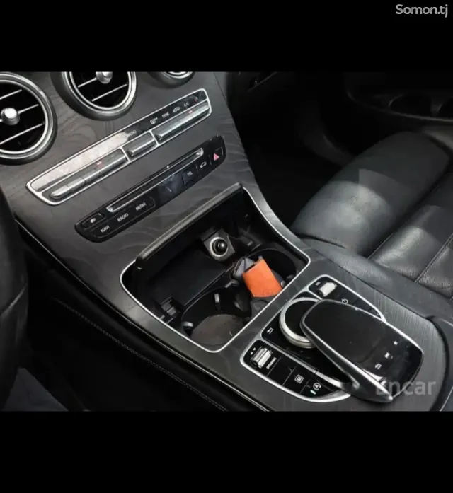 Mercedes-Benz GLC class 2016 · 2.2 AT