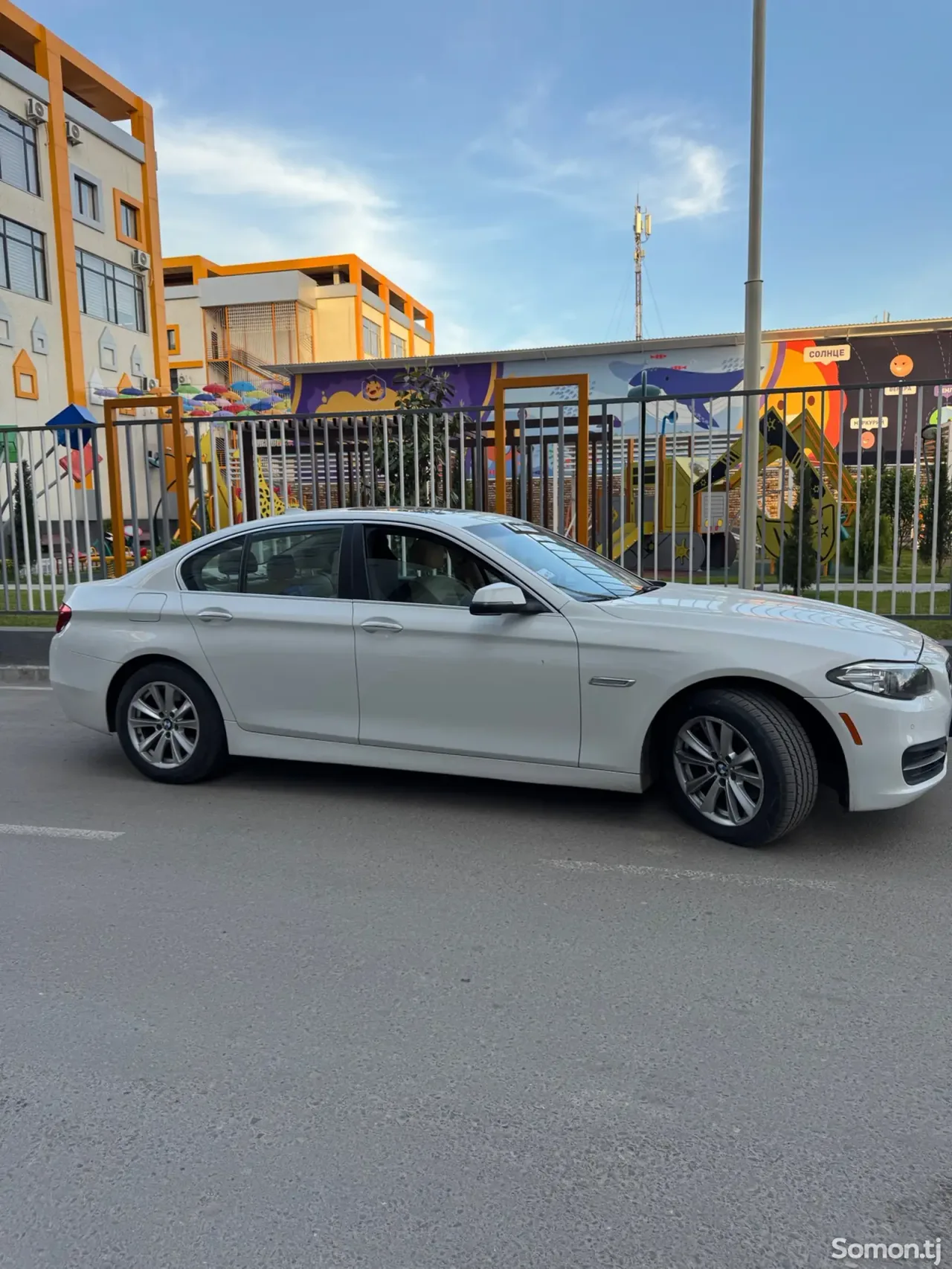 BMW 5 series 2014 · 2.0 AT