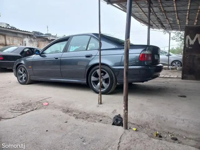 BMW 5 series 1998 · 2.5 AT