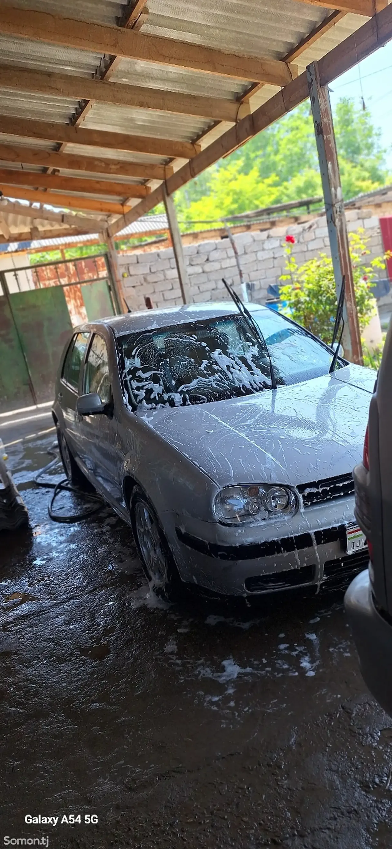 Volkswagen Golf 2000 · 1.8 AT