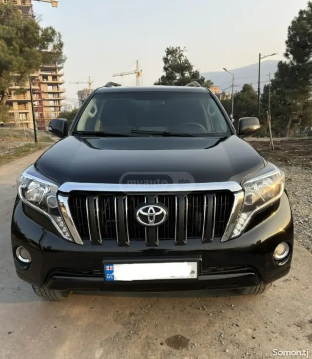 Toyota Land Cruiser Prado 2016 · 4.7 AT