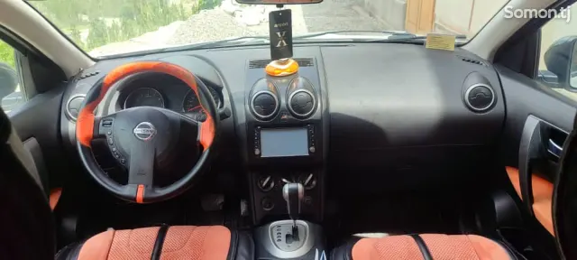 Nissan Qashqai 2011 · 2.0 AT