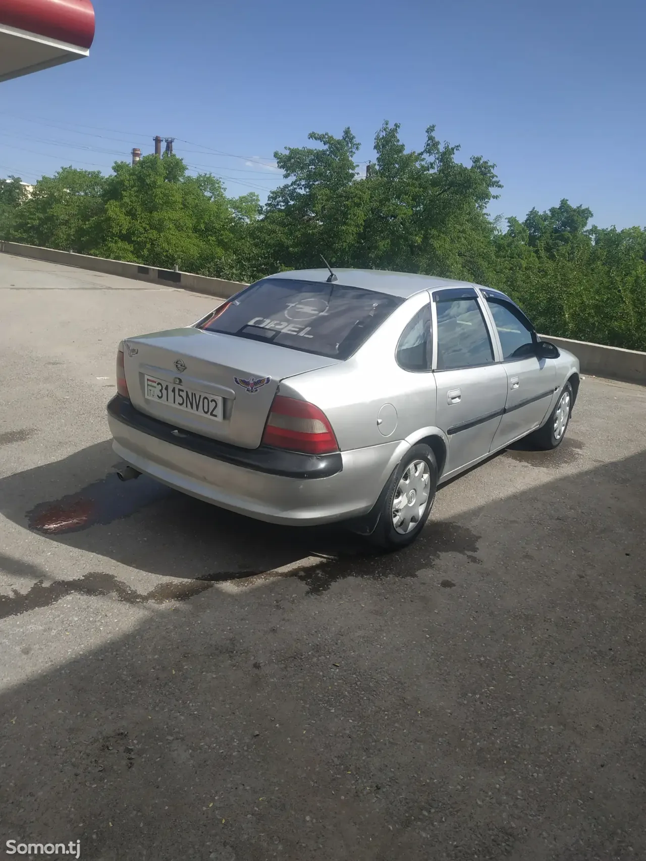 Opel Vectra B 1997 · 1.6 MT