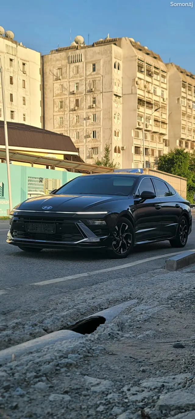 Hyundai Sonata 2024 · 2.0 AT