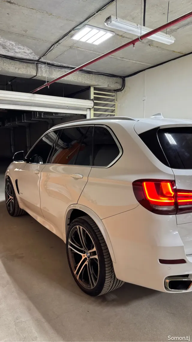 BMW X5 2014 · 3.5 AT