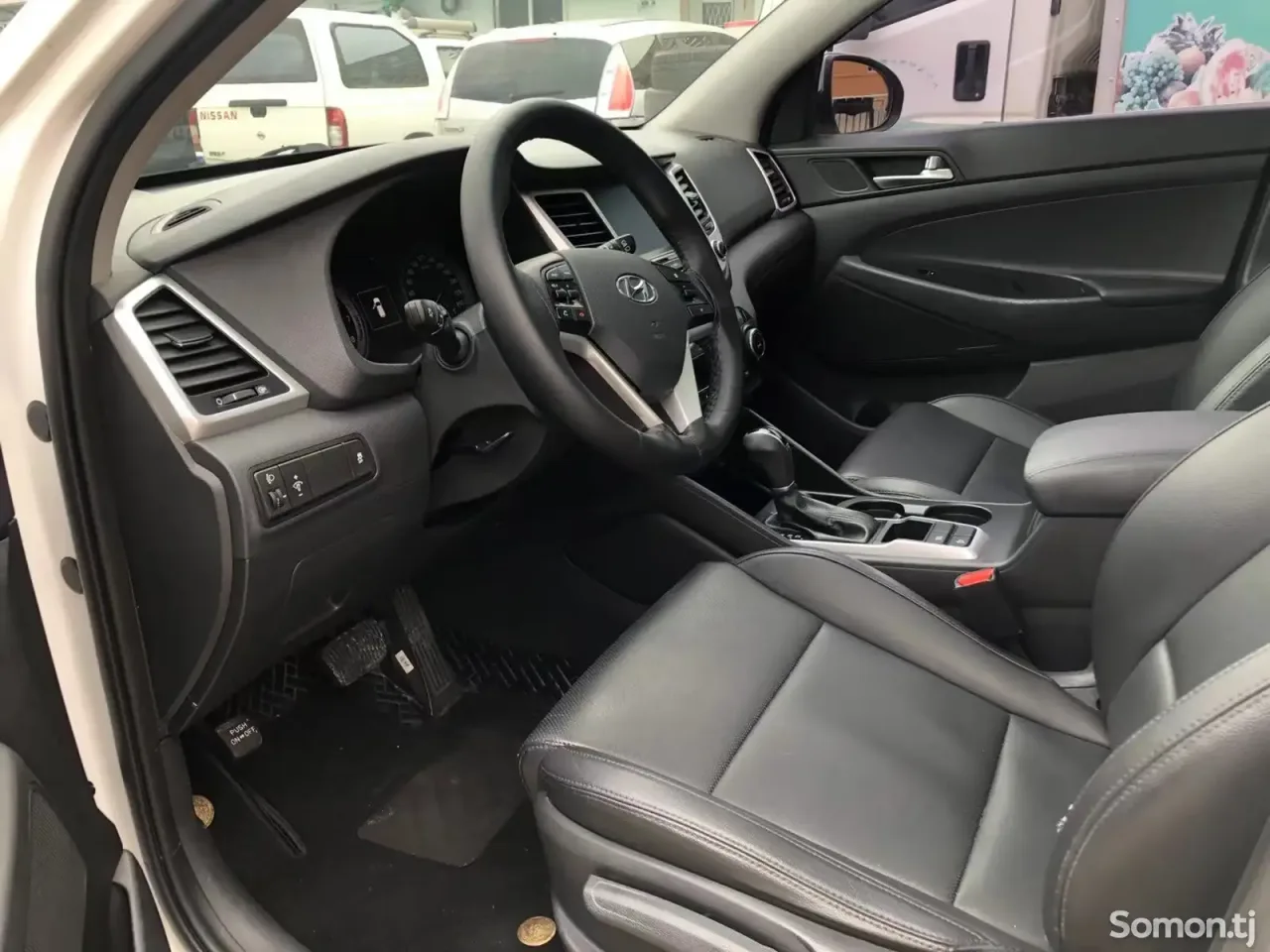 Hyundai Tucson 2015 · 1.6 AT