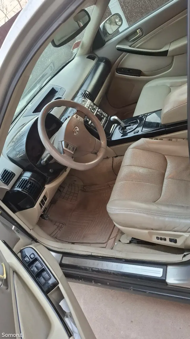 Infiniti G series 2004 · 3.5 AT