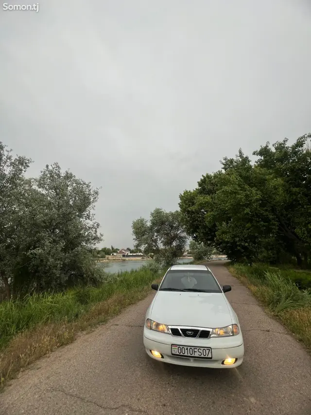 Daewoo Nexia 1996 · 1.5 MT
