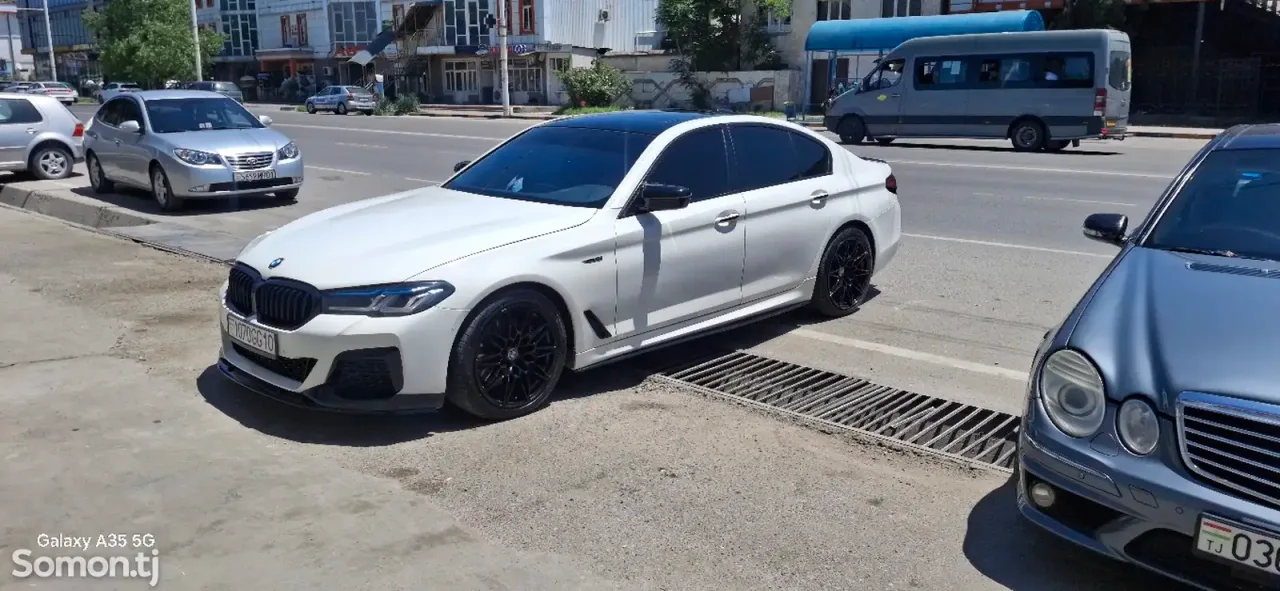 BMW 5 series 2017 · 2.0 AT