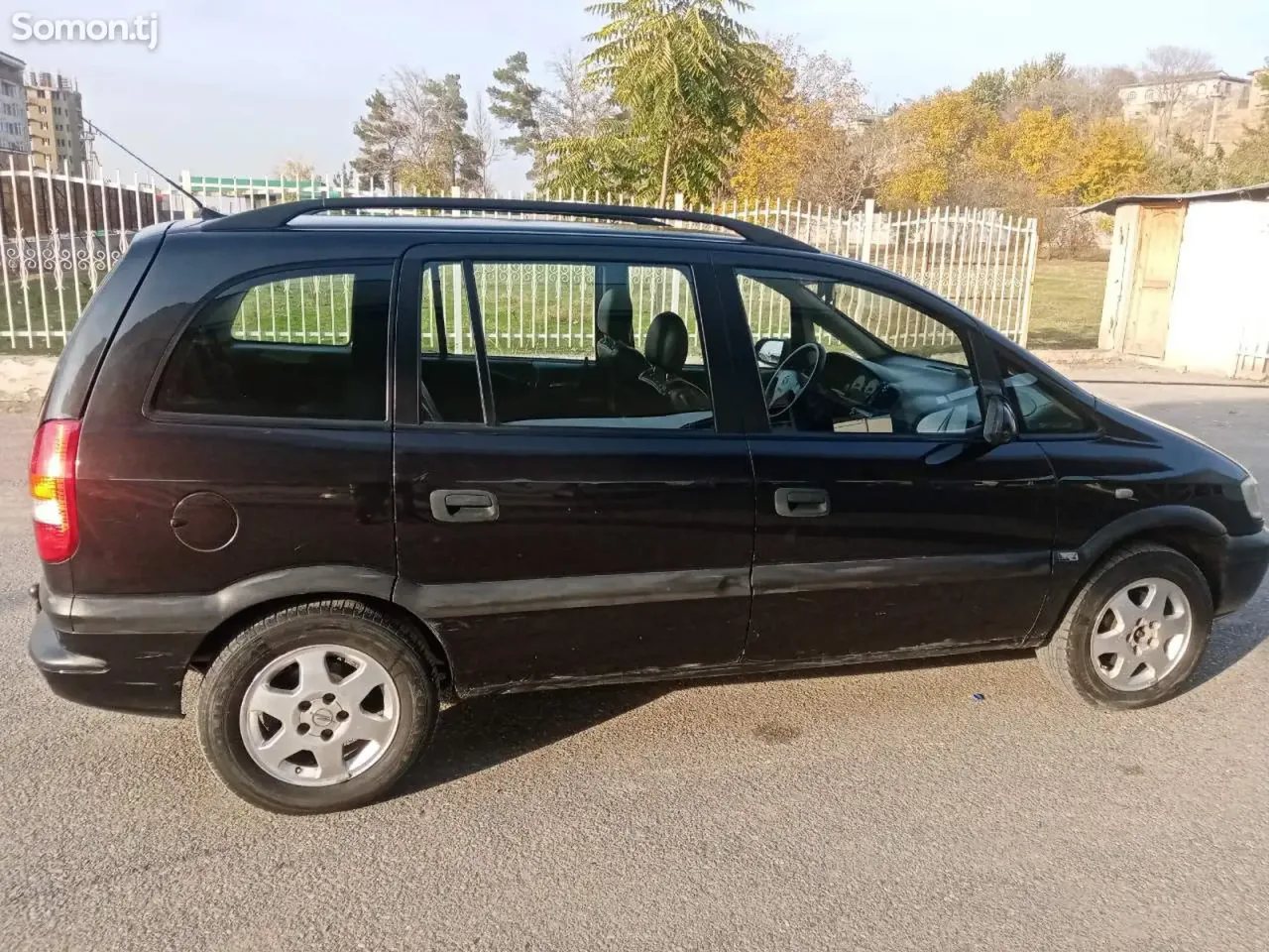 Opel Zafira 2002 · 1.8 MT