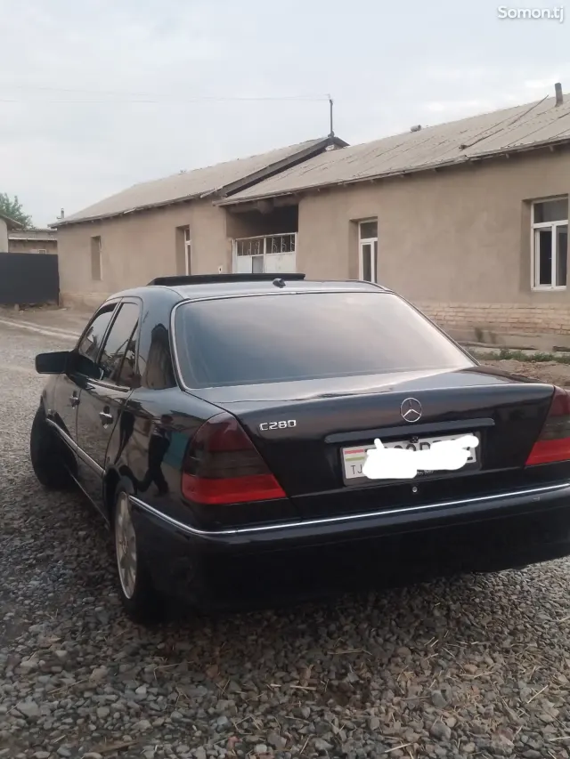 Mercedes-Benz C class 2000 · 2.8 AT
