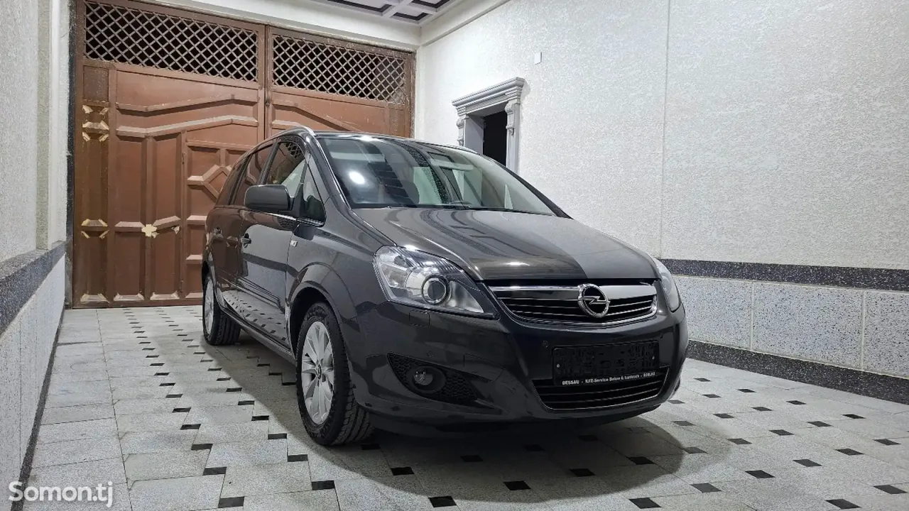 Opel Zafira 2014 · 1.8 MT