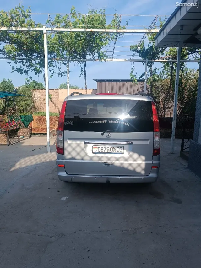 Mercedes-Benz Viano 2006 · 2.2 AT