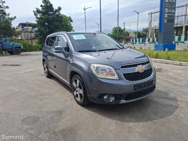 Chevrolet Orlando 2015 · 2.0 AT