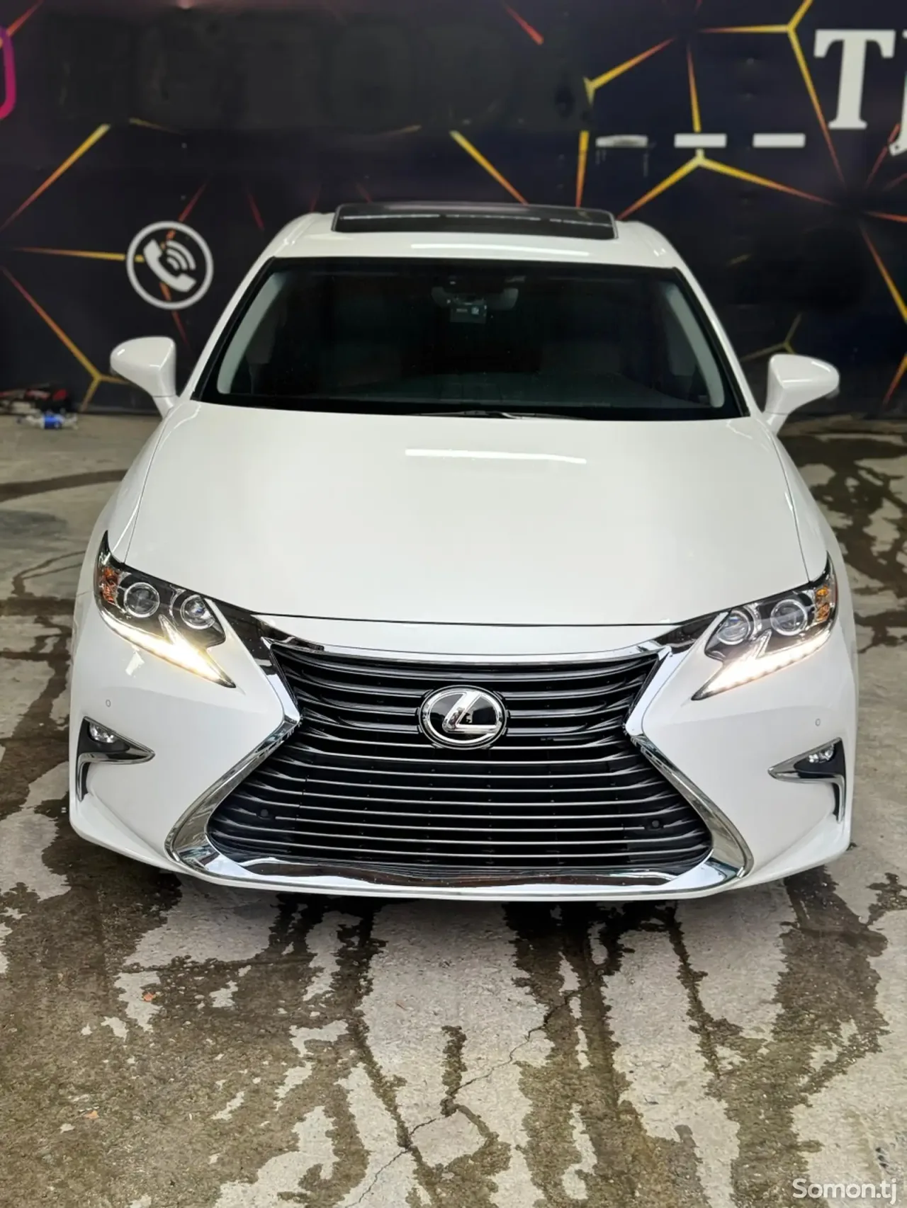 Lexus ES series 2017 · 3.0 AT