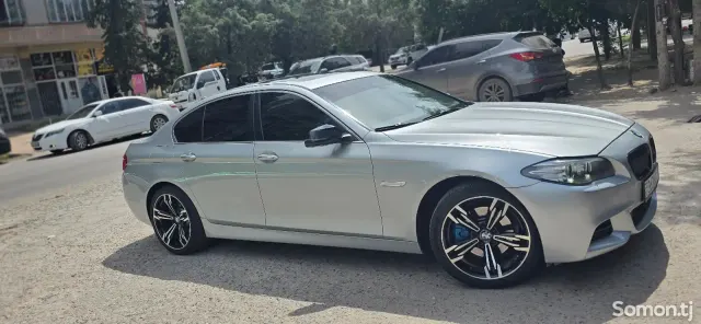 BMW 5 series 2015 · 2.0 AT