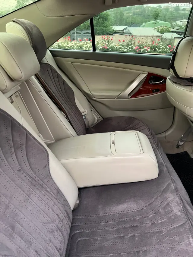 Toyota Camry 2011 · 2.5 AT