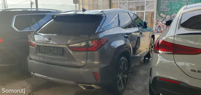 Lexus RX series 2016 · 3.5 AT
