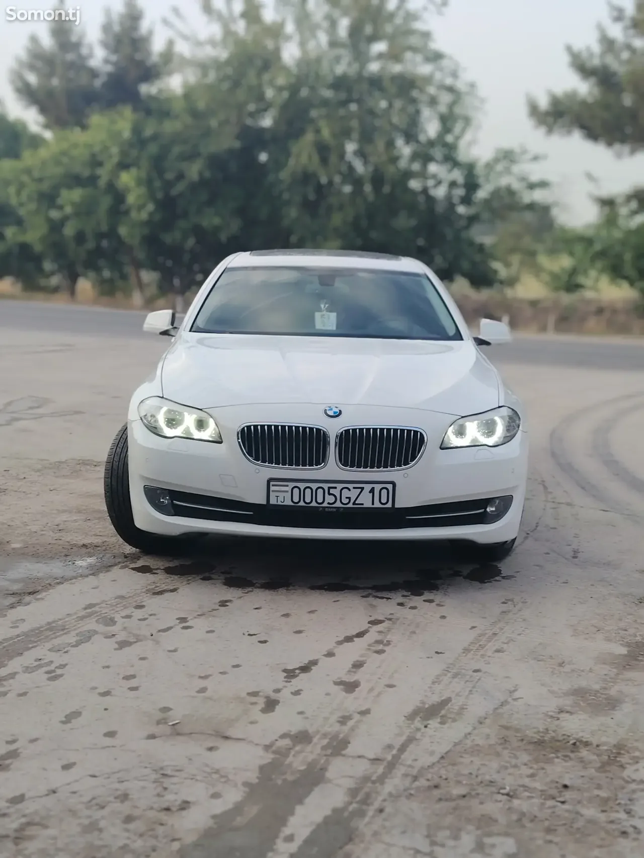 BMW 5 series 2013 · 2.0 AT