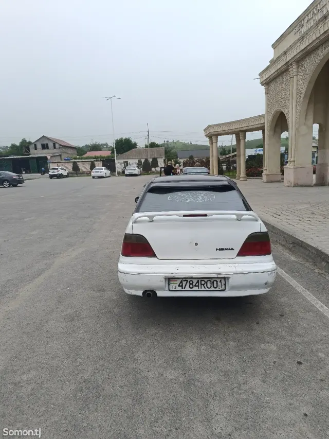 Daewoo Nexia 1994 · 1.6 MT