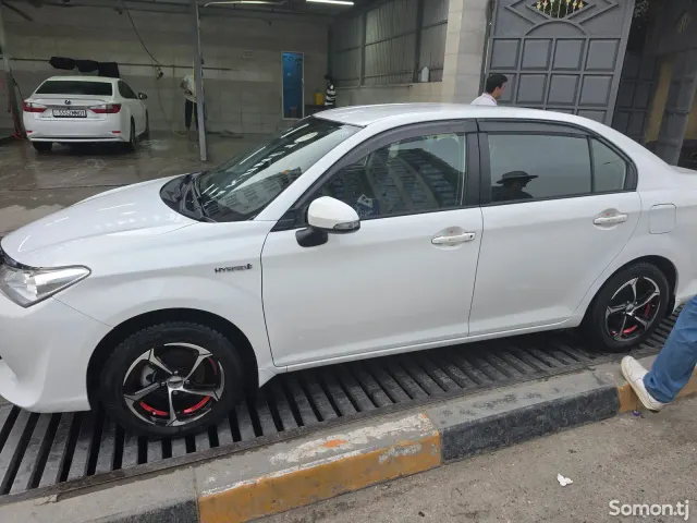 Toyota Axio 2015 · 1.5 AT
