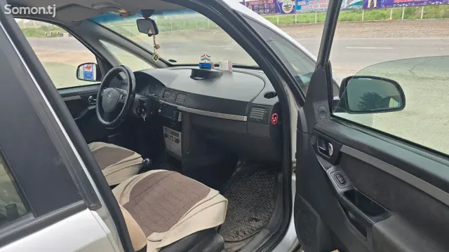 Opel Meriva 2004 · 1.6 MT
