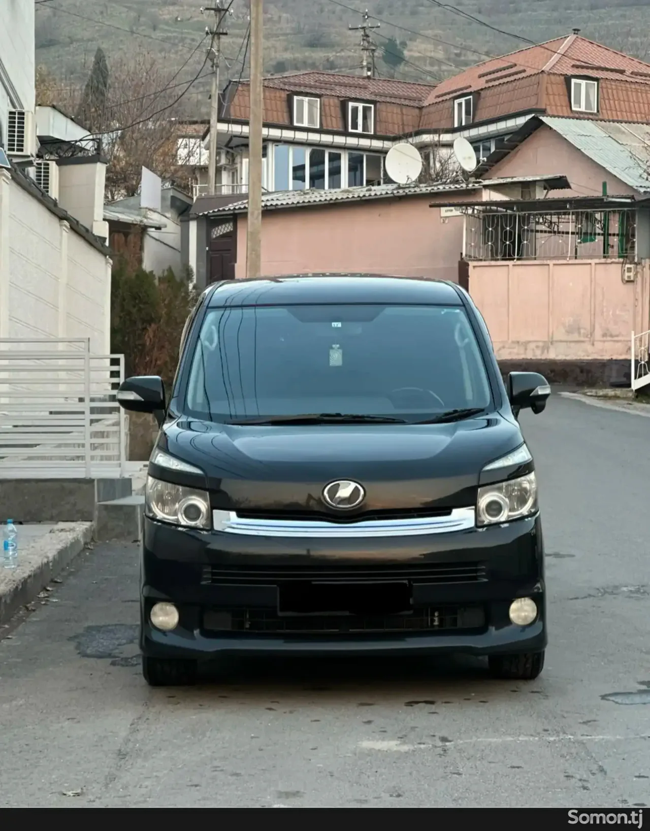 Toyota Voxy 2008 · 2.0 AT