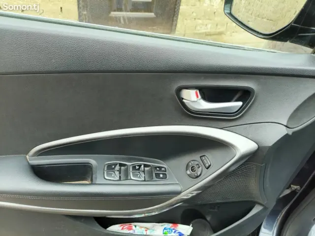 Hyundai Santa Fe 2015 · 2.0 AT