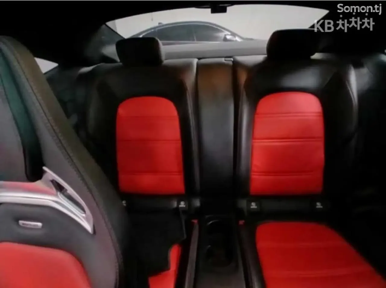 Mercedes-Benz C class 2018 · 4.0 AT