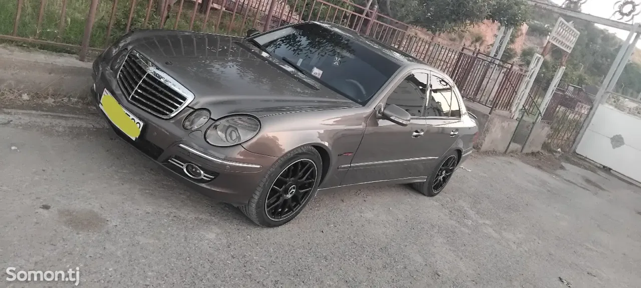 Mercedes-Benz E class 2007 · 3.5 AT