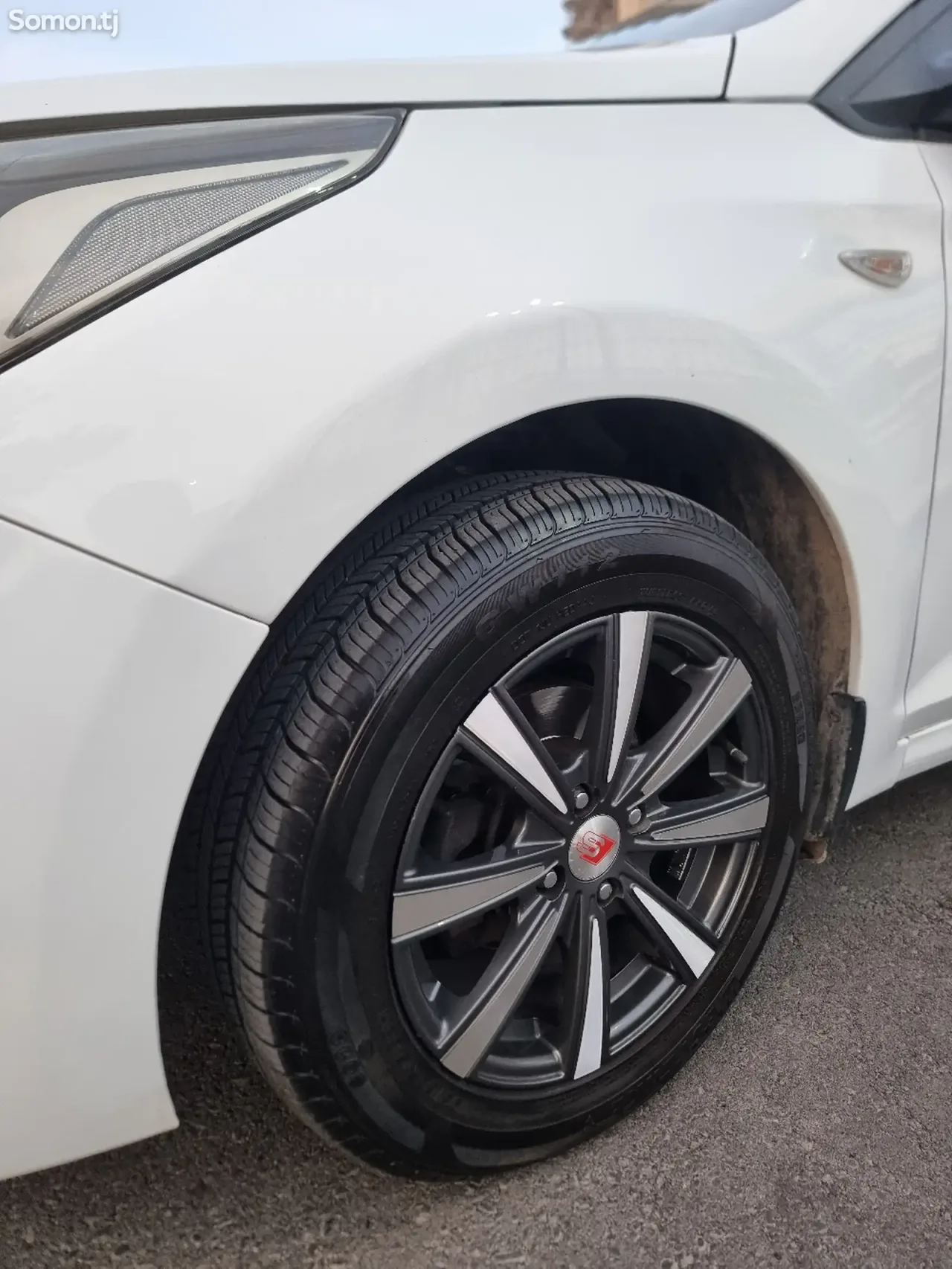 Hyundai Accent 2018 · 1.6 AT